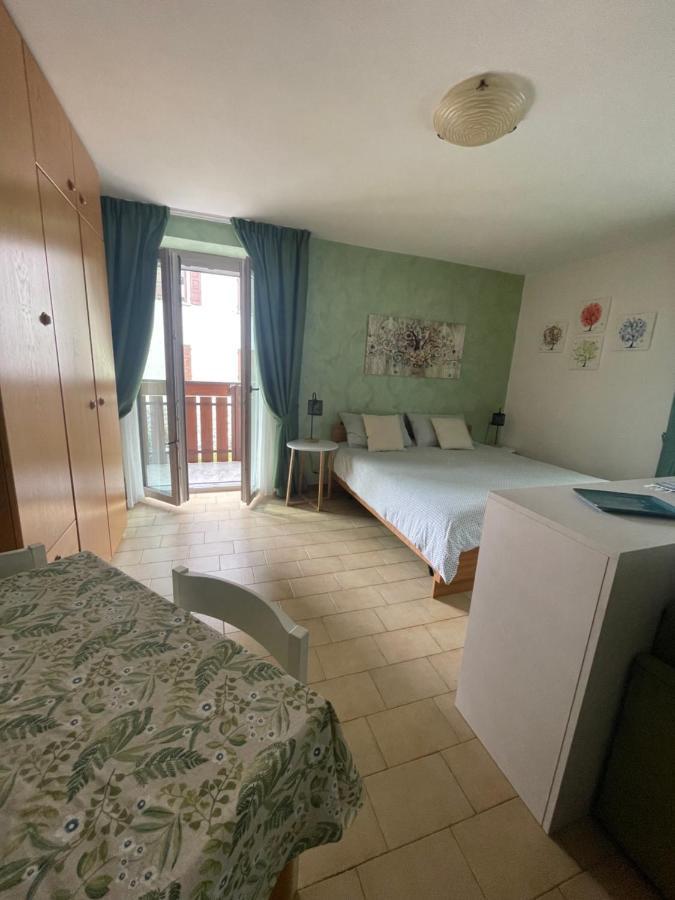 Residence S Lucia - Appartamenti Alle Porte Di Bormio ヴァルディソット エクステリア 写真