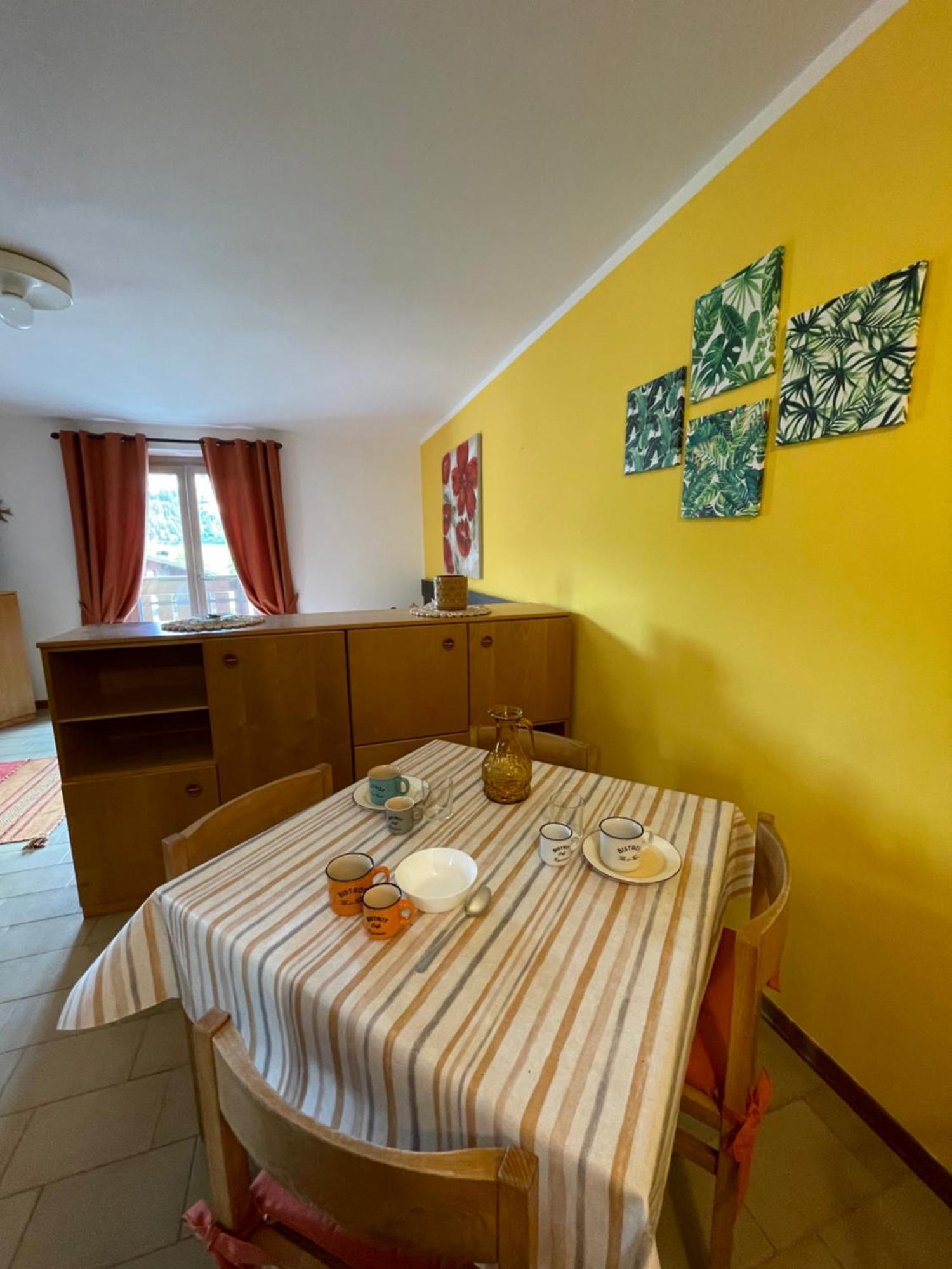 Residence S Lucia - Appartamenti Alle Porte Di Bormio ヴァルディソット エクステリア 写真