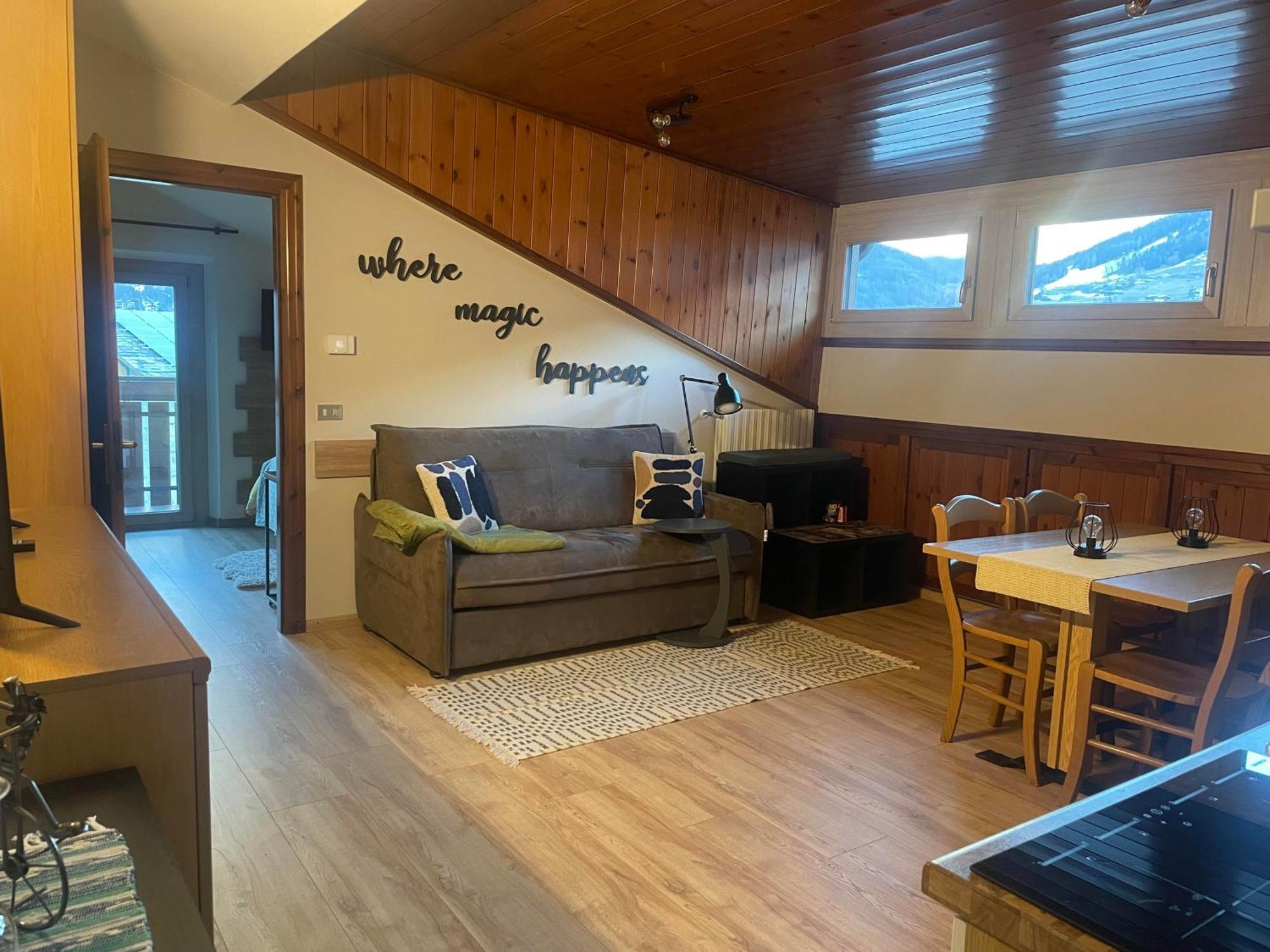 Residence S Lucia - Appartamenti Alle Porte Di Bormio ヴァルディソット エクステリア 写真