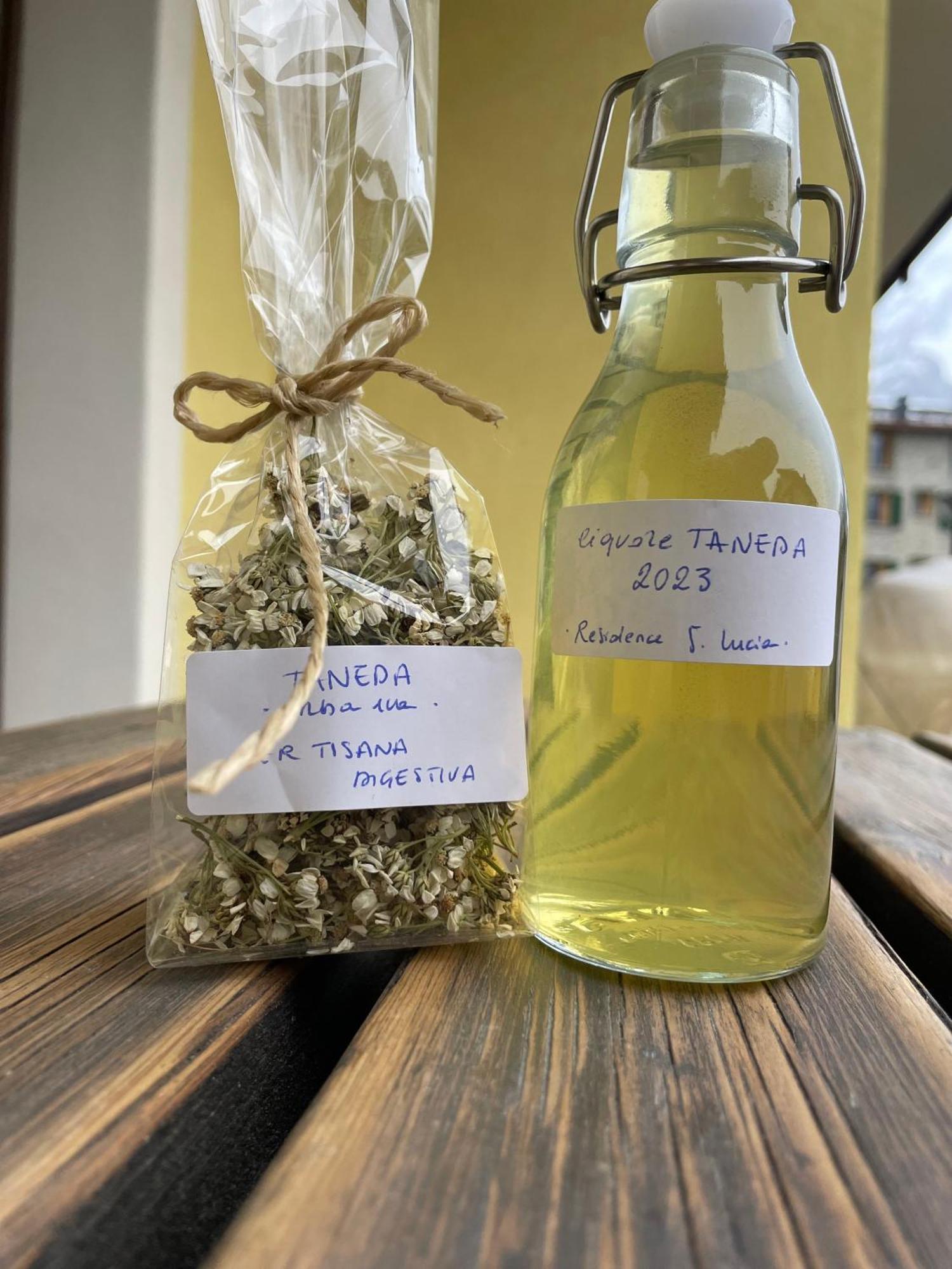 Residence S Lucia - Appartamenti Alle Porte Di Bormio ヴァルディソット エクステリア 写真
